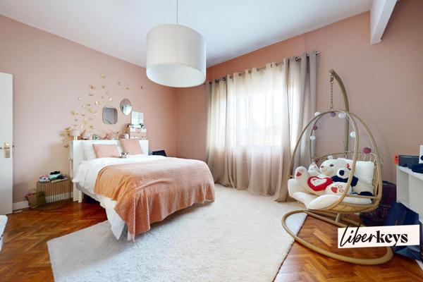 262 m² | Maison d’Architecte | Piscine 12 m | 4 Chambres | Garage