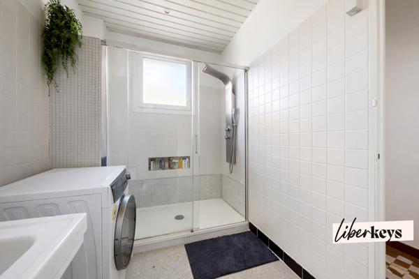 262 m² | Maison d’Architecte | Piscine 12 m | 4 Chambres | Garage