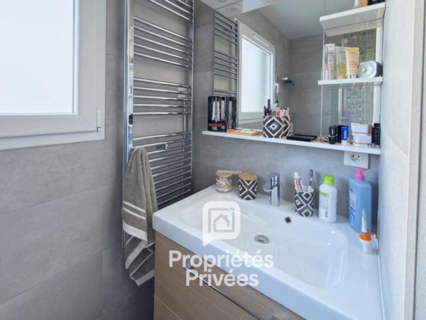 Appartement  72 m2 - 2 chambres - entièrement rénové