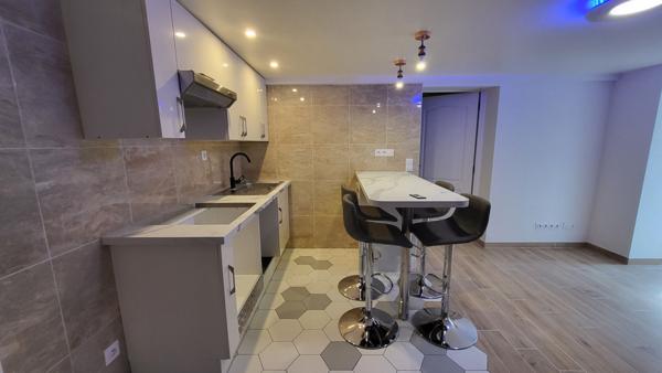 T2 Champigny Sur Marne 45.10 m2 souplex + sauna