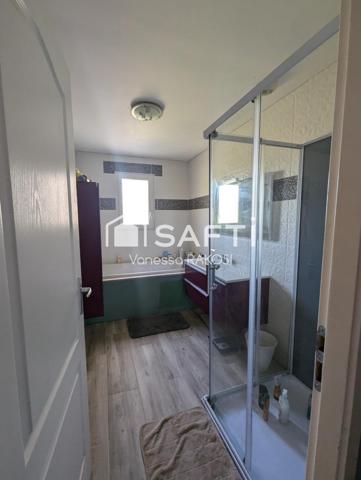 PUY DU LAC MAISON FAMILIALE DE PLAIN PIED 148 M² 5 CHAMBRES VUE DEGAGEE