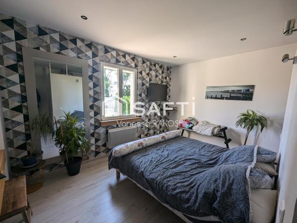 PUY DU LAC MAISON FAMILIALE DE PLAIN PIED 148 M² 5 CHAMBRES VUE DEGAGEE