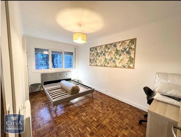 Appartement à louer 4 pièces 72.93m² Maubeuge (59600)
