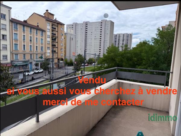 T3 au 1er étage avec cave et garage en sous-sol fermé Lyon (69008)