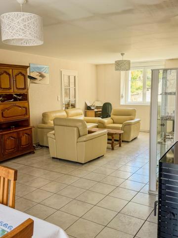Maison à PONT-SUR-MADON, 88500 - 5 pièces 161m²