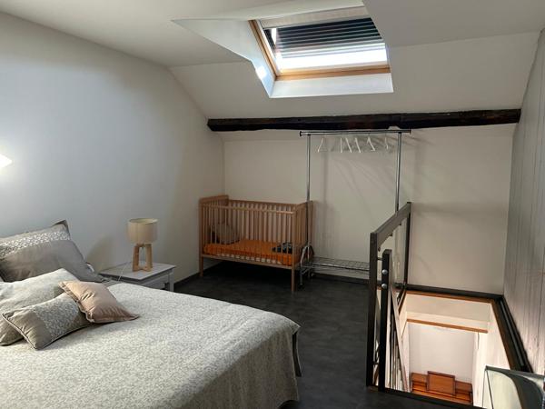 belle maison en pierres rénovée avec piscine