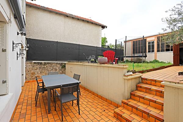 NANTERRE - Mont Valérien - Maison familiale de 109,19 m² €679 000 ** - Référence 15358