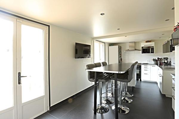 NANTERRE - Mont Valérien - Maison familiale de 109,19 m² €679 000 ** - Référence 15358