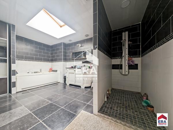 Maison - Plain-pied -155 m² - Jardin - Garage - Secteur calme - Wattrelos