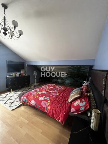 MAISON À VENDRE DE 6 PIÈCES DE 123,69 M²