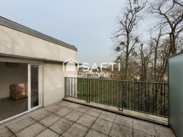 Superbe résidence récente au centre du village