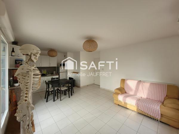 Superbe résidence récente au centre du village