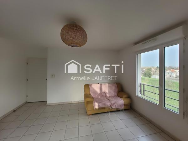 Superbe résidence récente au centre du village