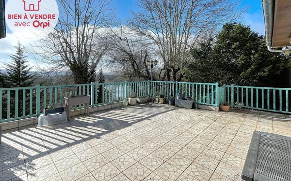 Maison à vendre    8 pièces • 197 m2 Juziers