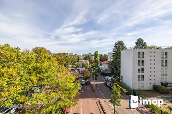 FONTENAY-AUX-ROSES – 56 M² – DERNIER ÉTAGE – BALCON – LUMINEUX – POSSIBILITÉ 2 CHAMBRES