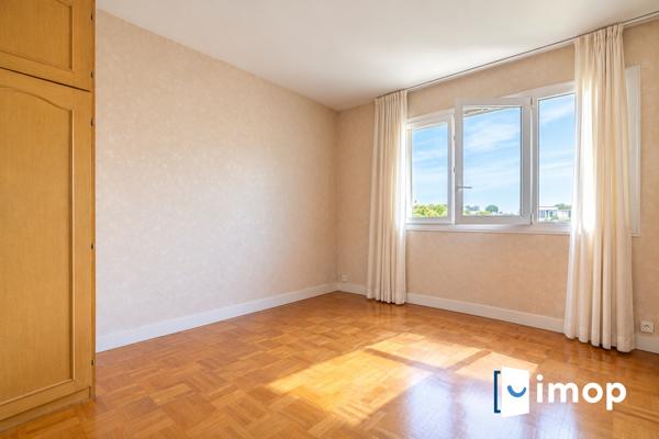 FONTENAY-AUX-ROSES – 56 M² – DERNIER ÉTAGE – BALCON – LUMINEUX – POSSIBILITÉ 2 CHAMBRES