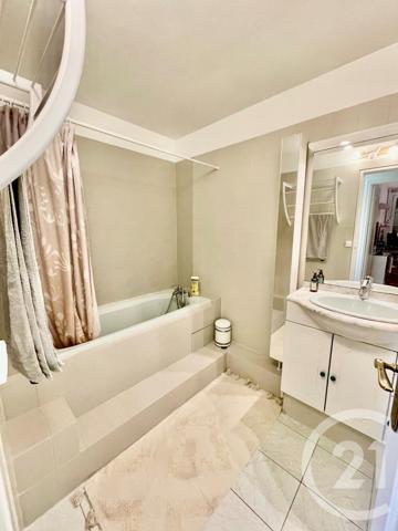 Appartement T4 à vendre  5 pièces - 93,08 m2 ST GRATIEN - 95