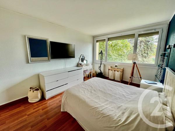 Appartement T4 à vendre  5 pièces - 93,08 m2 ST GRATIEN - 95