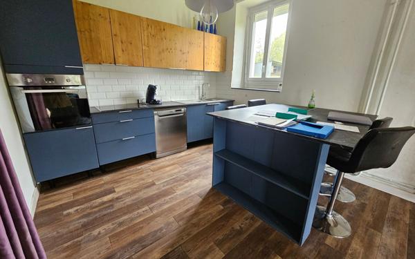 Maison à vendre    3 pièces •  Arnac-la-Poste