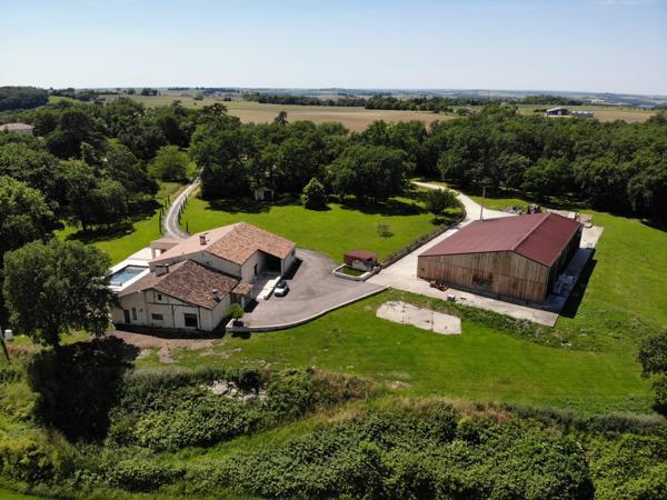 Élégance, confort et authenticité au cœur de la campagne gersoise