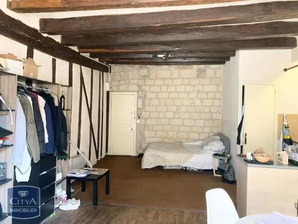 Appartement à louer 1 pièce 35.72m² Tours (37000)