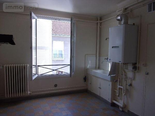 Appartement à louer à Vitry-le-François dans la Marne (51300), ref : 51081/961   
CENTRE