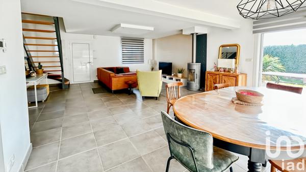 Maison à vendre 6 pièces 141 m² Saint-Léger-de-Linières