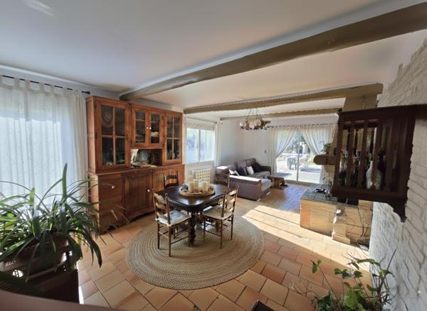 Ancien corps de ferme à rénover