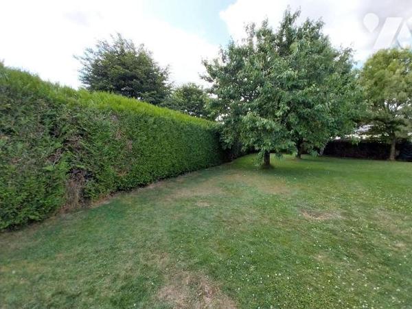 VITRE. Quartier Nord de la ville, proche commerces, belle et spacieuse maison familiale de 265 ...