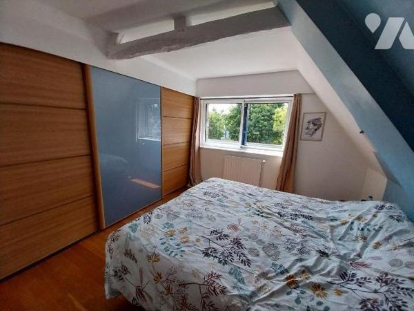 VITRE. Quartier Nord de la ville, proche commerces, belle et spacieuse maison familiale de 265 ...