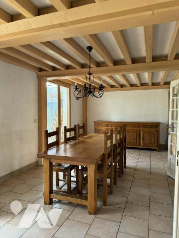 Entre Lisieux et Livarot maison traditionnelle  3 Ch dépendances et terrain