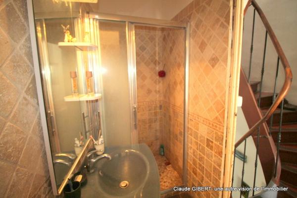 Mèze (34140) Maison d'environ 66 m2 au cœur du centre-ville de Mèze