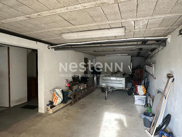 Maison dans le bourg de Bohal, au calme.