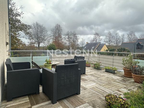 Maison dans le bourg de Bohal, au calme.