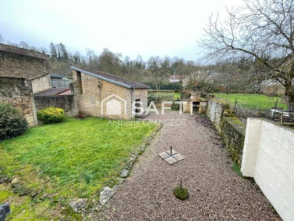 À vendre – Maison de village,170M² AVEC JARDIN  Jussey