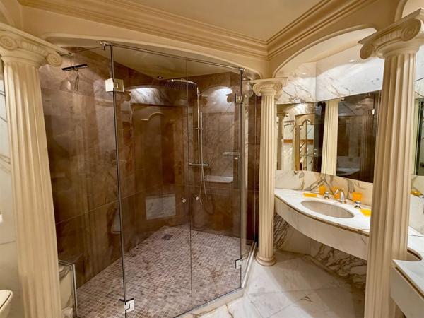 Vente Appartement de luxe Mougins 4 Pièces 215 m²