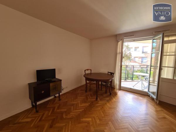 Appartement à louer 1 pièce 31.4m²