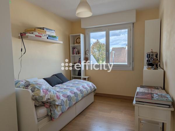 Appartement
         3 pièces
        - 63 m² Exclusivité 175 000 € *