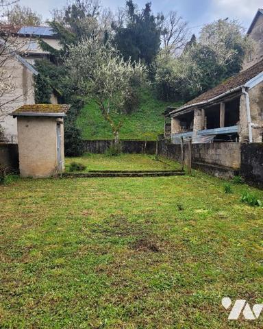 VELLEXON, maison de 140 m² hab avec terrain attenant.