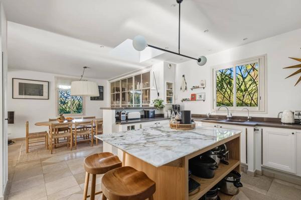 Splendide villa avec jardin paysager à Mougins