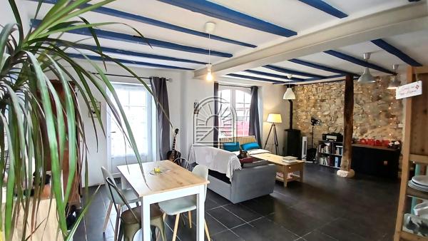 Maison 4 pièce(s) 2 chambre(s) 94 m²