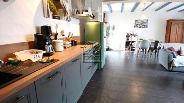 Maison 4 pièce(s) 2 chambre(s) 94 m²