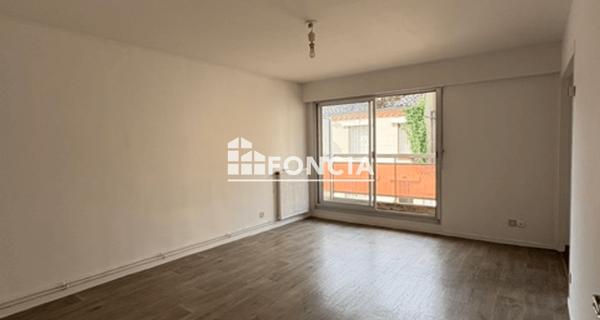 À vendre Studio 32 m² - Charleville-mézières 08000