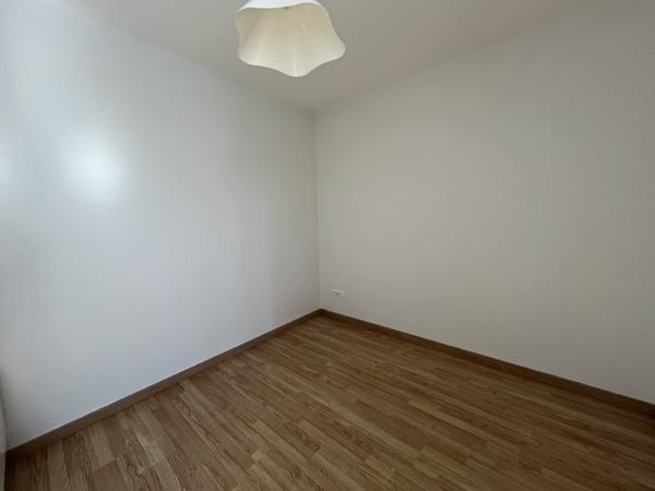 Maison à louer 700 € CC Lignières-Ambleville 4 p 91 m² DPE D