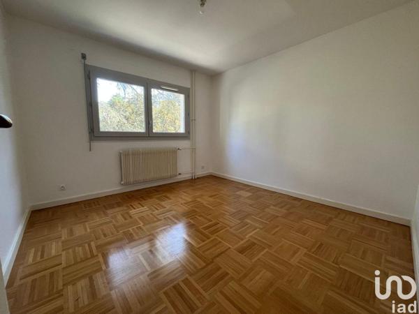 Location appartement 4 pièces 96 m² Écully
