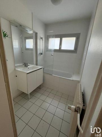 Location appartement 4 pièces 96 m² Écully
