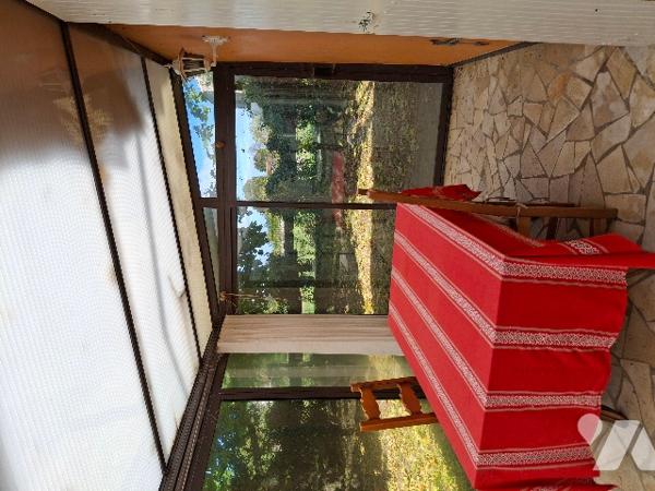 Maison d'habitation sur 978 m² de terrain