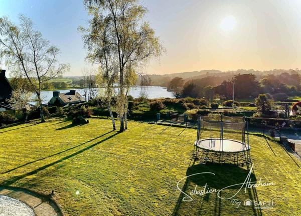 Vue mer, terrain d'exception — la Bretagne comme vous l'imaginiez.