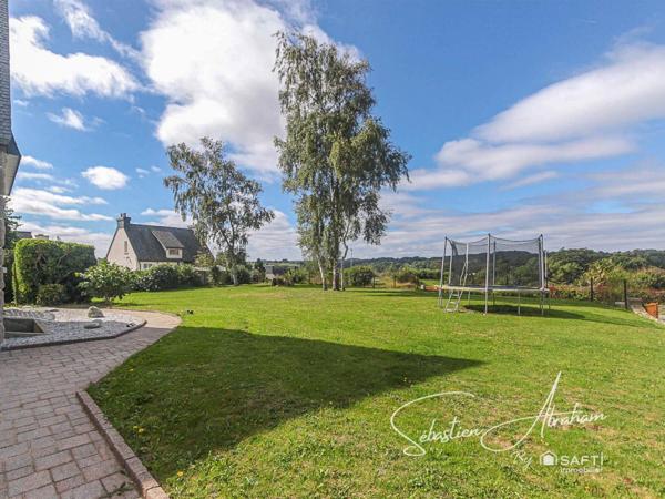 Vue mer, terrain d'exception — la Bretagne comme vous l'imaginiez.