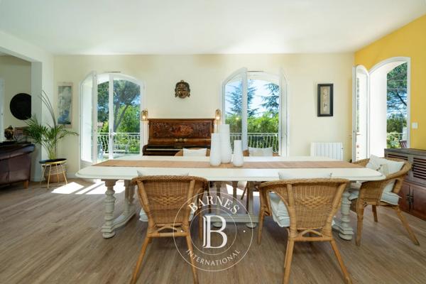 Castelnau-le-Lez, Maison 5 Chambres -  230 m² à vendre